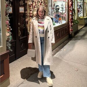 Meet your Posher, Negar